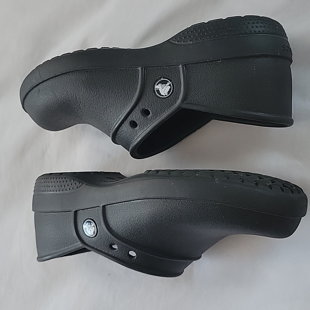 CROCS Black Slip-On Footwear - Picture 3 of 7